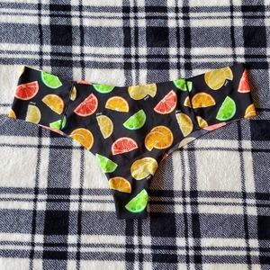 🛍 NWT PINK Summer Fruits Thong